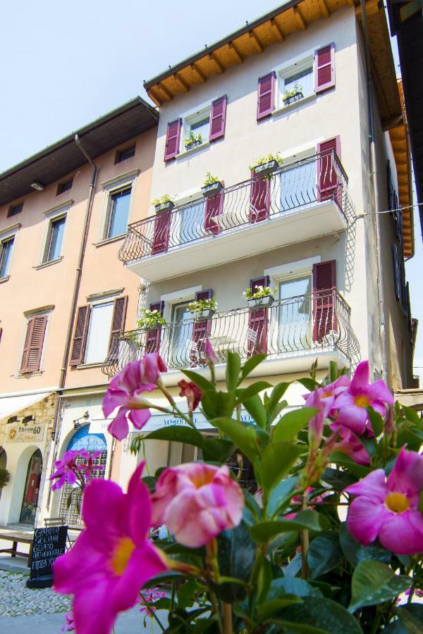 La Quadra Suites - Central Apartments In Iseo With Daily Housekeeping Exteriör bild